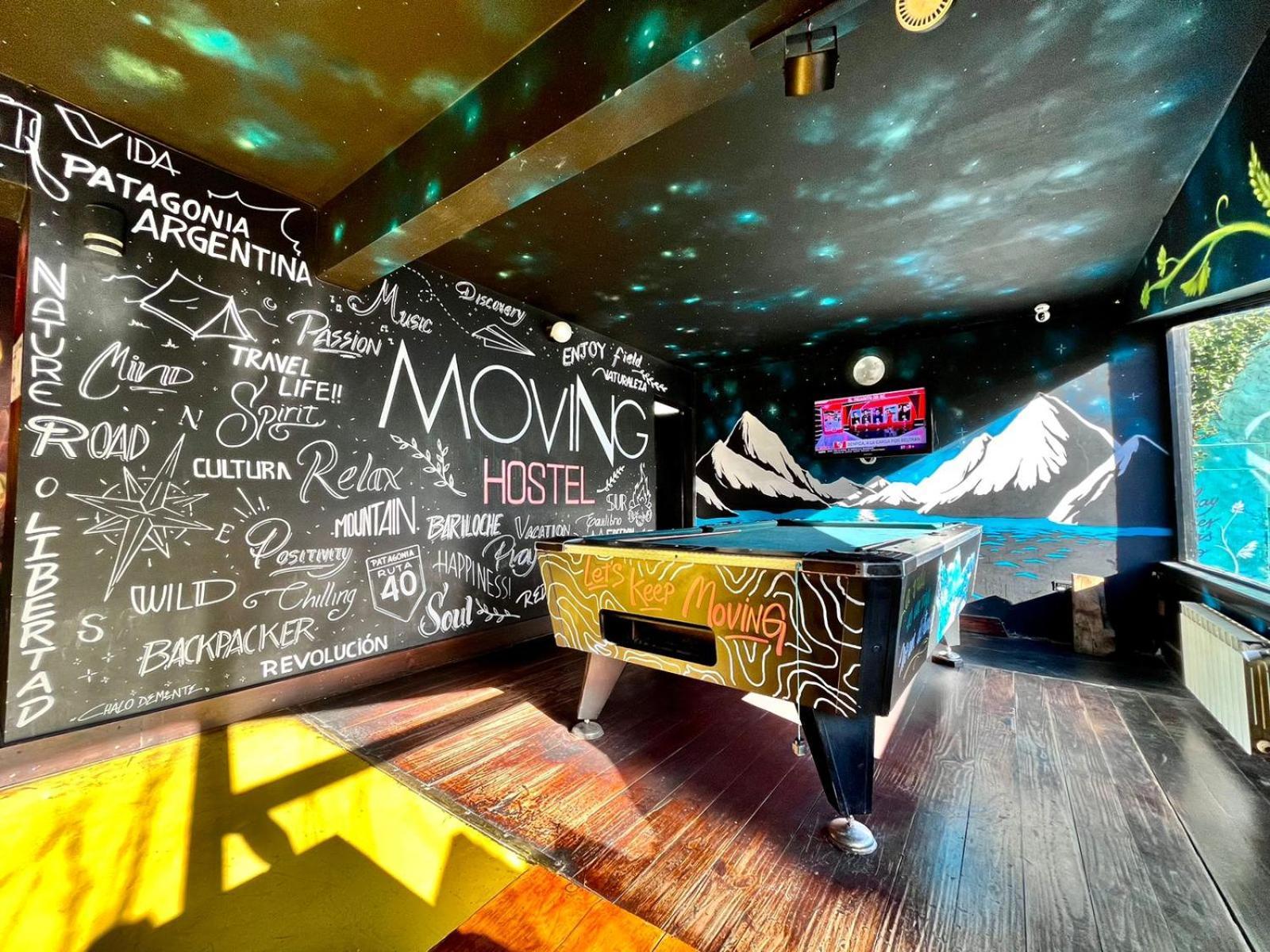 Moving Hostel Travel Bar San Carlos de Bariloche Exterior photo